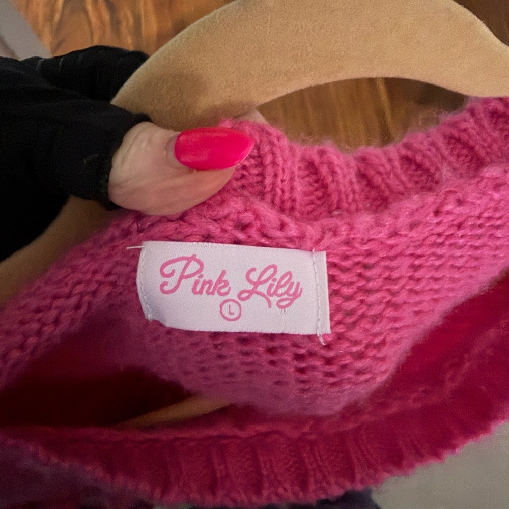 Pink Lily Heart-Embellished Pink Sweater - Picture 3 of 3